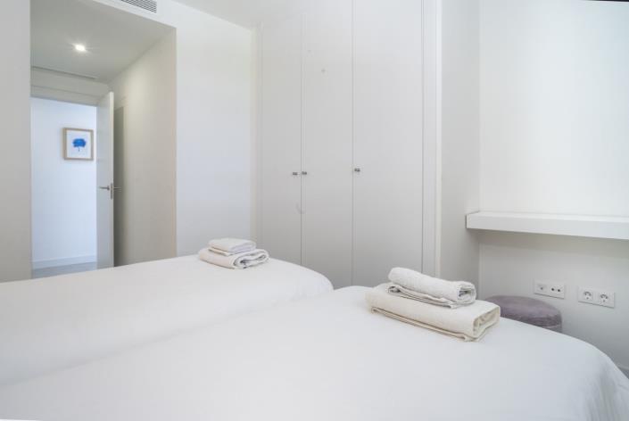 Image No.45-3 Bed Apartment for sale