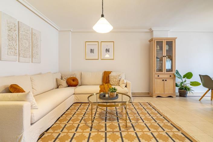 Image No.10-2 Bed Apartment for sale