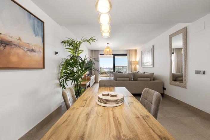 Image No.17-3 Bed Apartment for sale