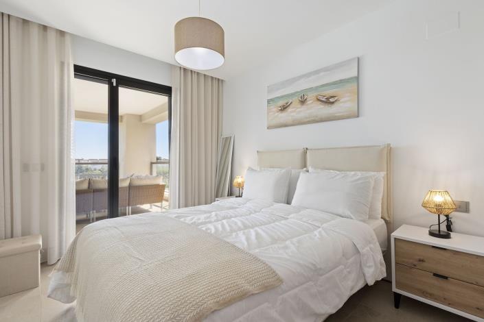 Image No.25-3 Bed Apartment for sale