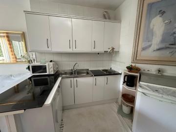 4-498bdfab4a7fcf25df40c2176acd63a0