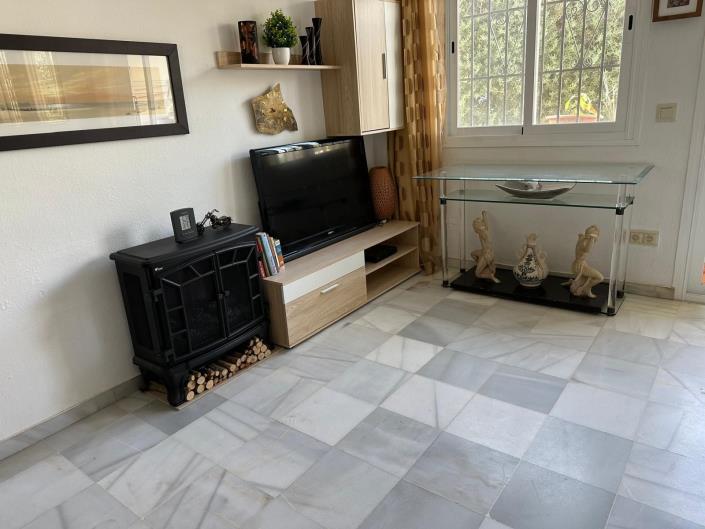 Image No.10-1 Bed Apartment for sale