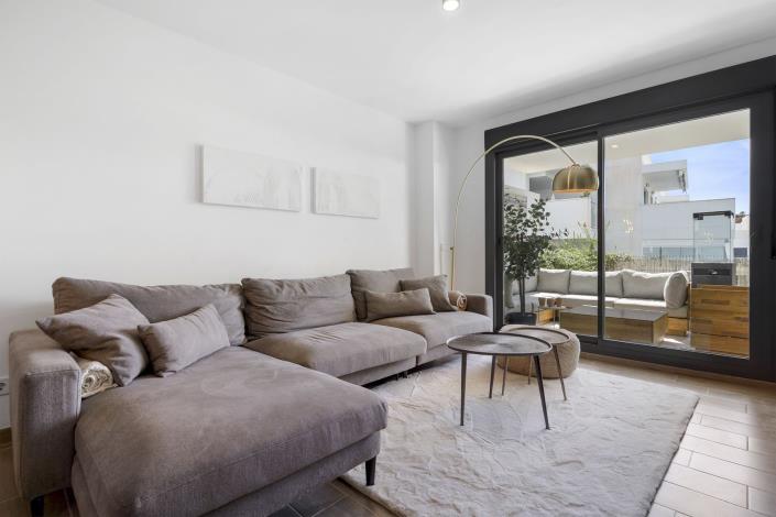 Image No.2-2 Bed Apartment for sale