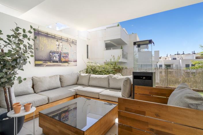 Image No.10-2 Bed Apartment for sale