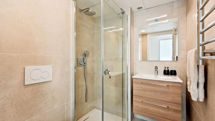 Image No.16-3 Bed Apartment for sale