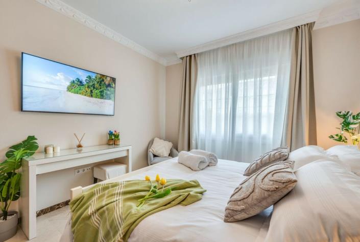 Image No.19-6 Bed Villa / Detached for sale