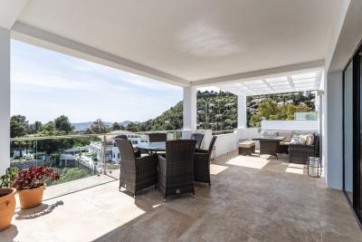 12-9d2414e6554ff283a7dbb3894364f2bd