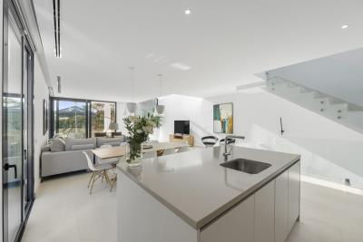 4-c23c0f86247804fa50226aecd8b0b2c8