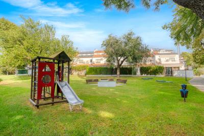 8-e64a9055bba3e77ac8aca3b893cdf826