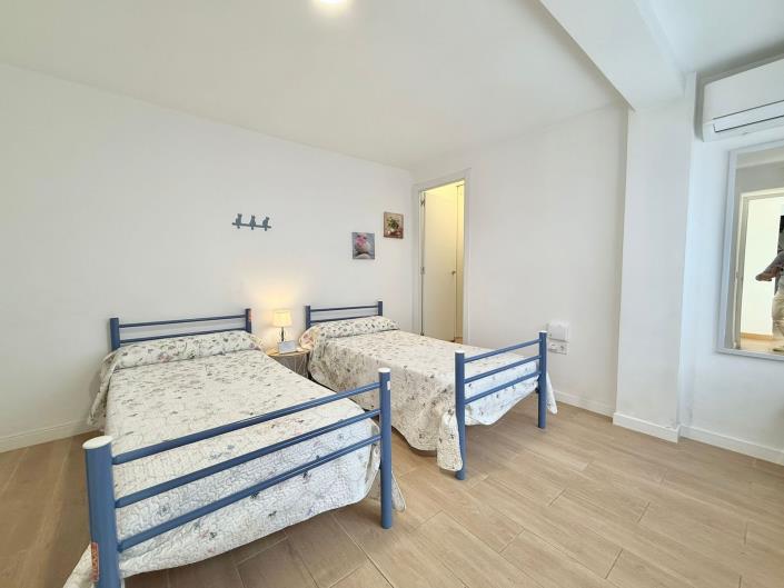 Image No.10-2 Bed Apartment for sale