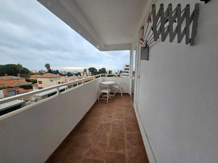 Image No.19-2 Bed Apartment for sale