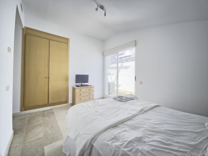 Image No.21-3 Bed Penthouse for sale