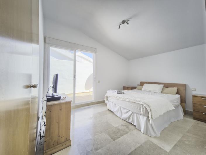 Image No.23-3 Bed Penthouse for sale