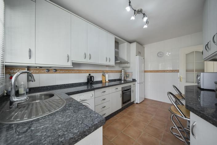 Image No.3-3 Bed Townhouse for sale