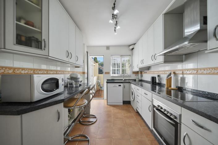 Image No.4-3 Bed Townhouse for sale