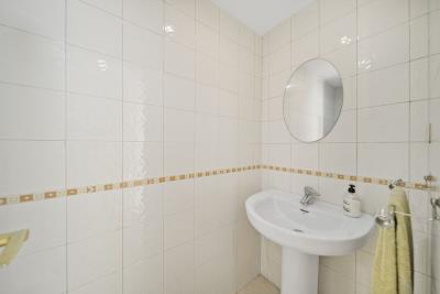 6-fa543ff60f4e104718a0562ed3ccbf30