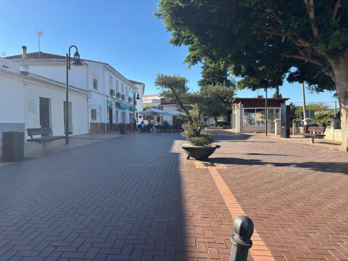 Image No.29-5 Bed Villa / Detached for sale