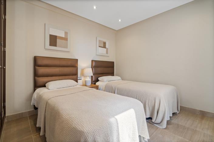 Image No.13-4 Bed Duplex for sale