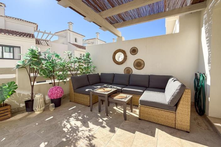 Image No.11-3 Bed Townhouse for sale