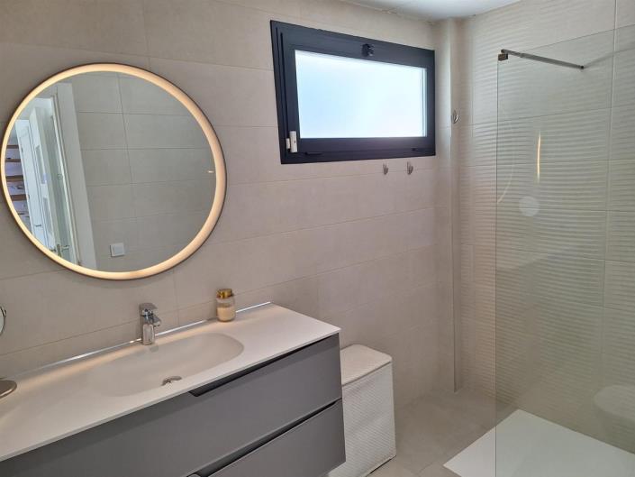 Image No.19-Villa / Détaché de 4 chambres à vendre à La Duquesa