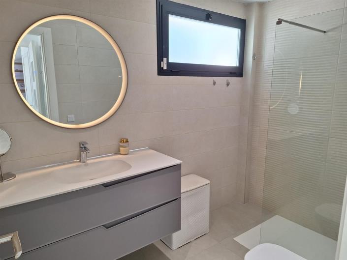 Image No.22-Villa / Détaché de 4 chambres à vendre à La Duquesa