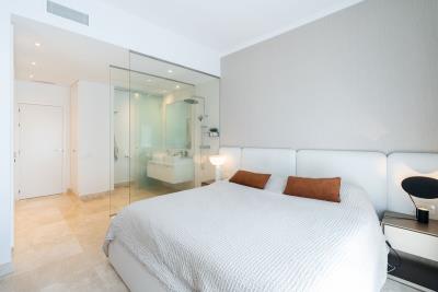 10-bb915d1cb19341576dcdc994b81ab9c5