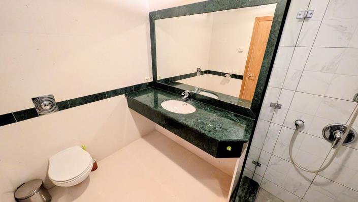 Image No.13-2 Bed Apartment for sale