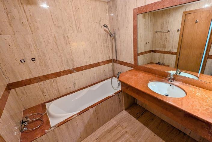 Image No.15-2 Bed Apartment for sale