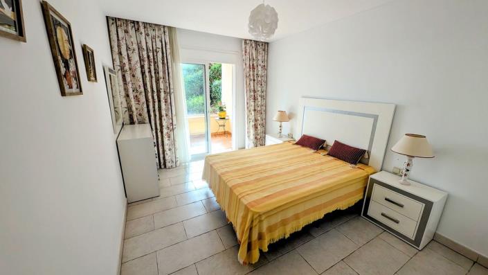 Image No.16-2 Bed Apartment for sale