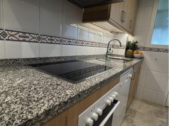 Image No.10-Penthouse de 2 chambres à vendre à San Luis de Sabinillas