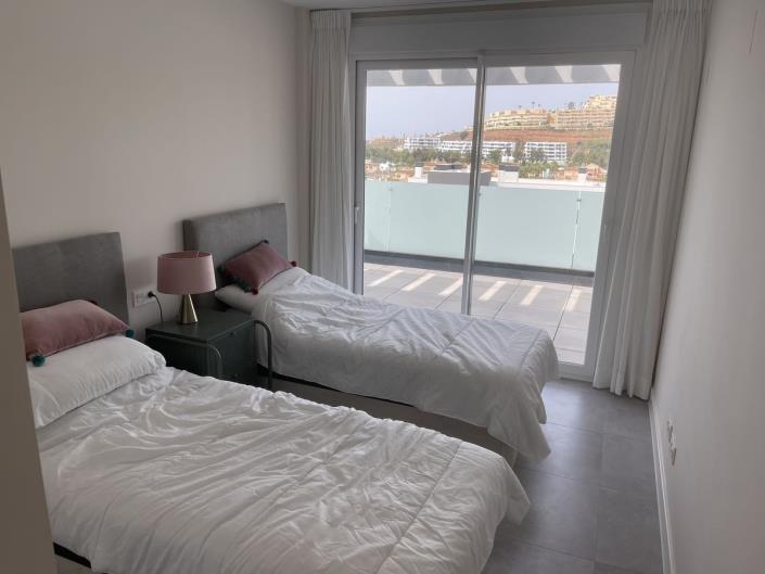 Image No.8-2 Bed Apartment for sale