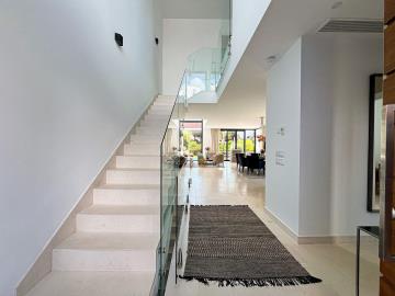 7-aa4cc561180b369757c0bb4af9886cd3