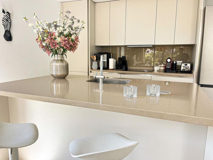 Image No.42-5 Bed Semi-Detached for sale