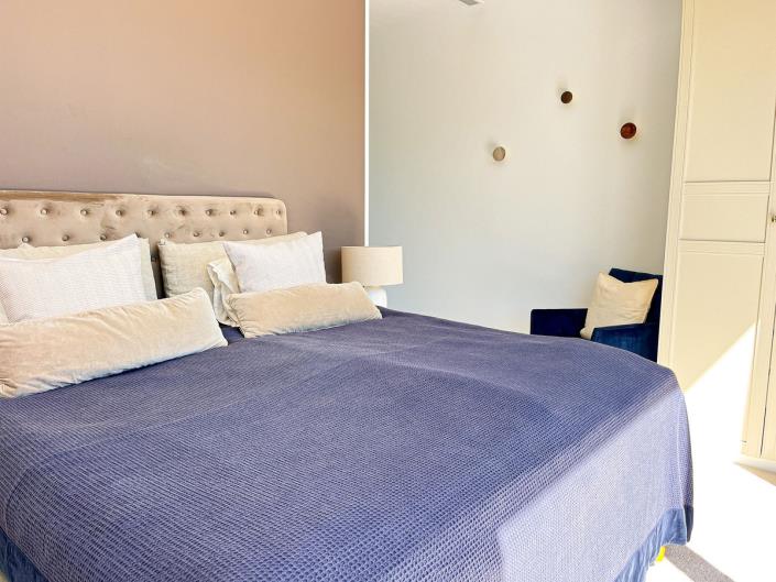 Image No.57-5 Bed Semi-Detached for sale