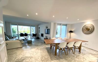 4-c23c0f86247804fa50226aecd8b0b2c8