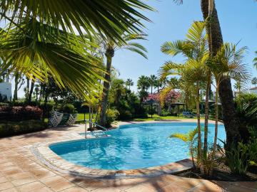 14-d70dc3102c00d7be0e872dfe1c1f86d7