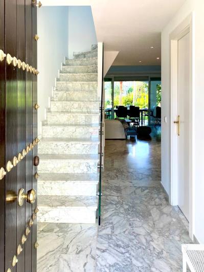 Image No.24-3 Bed Townhouse for sale