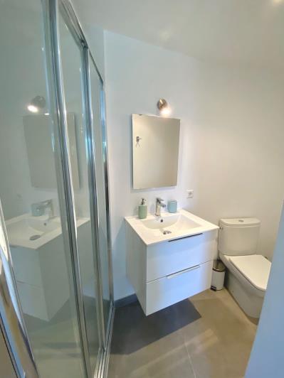 Image No.29-3 Bed Townhouse for sale