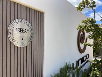 10-bb915d1cb19341576dcdc994b81ab9c5