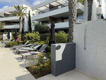 12-53013098fcab6c38b1379cd33298e050