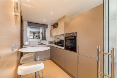 9-467d0cee5b725f3ef65f102a0c2e69c0