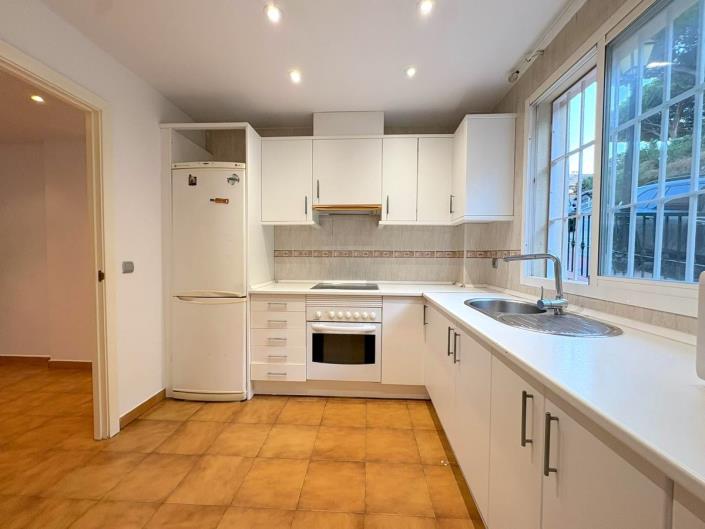 Image No.6-3 Bed Apartment for sale