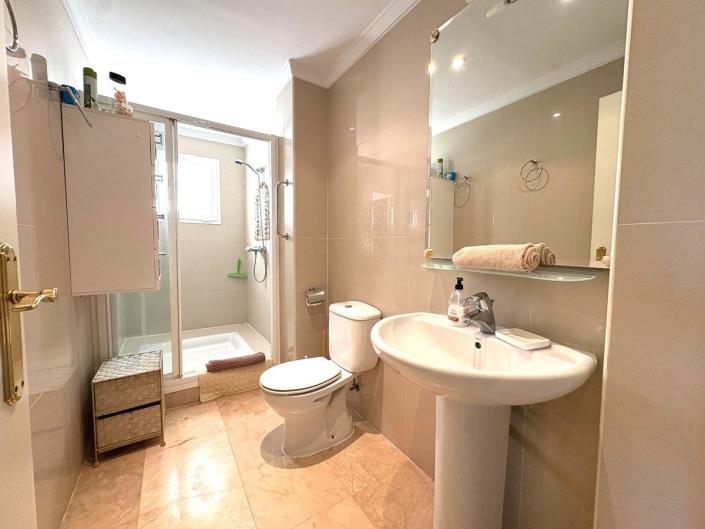 Image No.16-3 Bed Apartment for sale