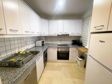 10-bb915d1cb19341576dcdc994b81ab9c5