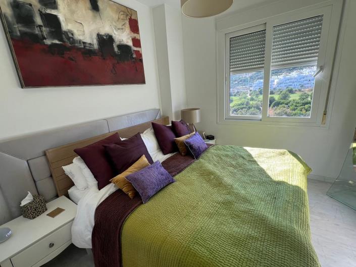 Image No.5-2 Bed Apartment for sale