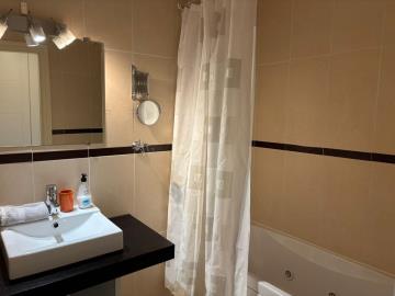 7-aa4cc561180b369757c0bb4af9886cd3