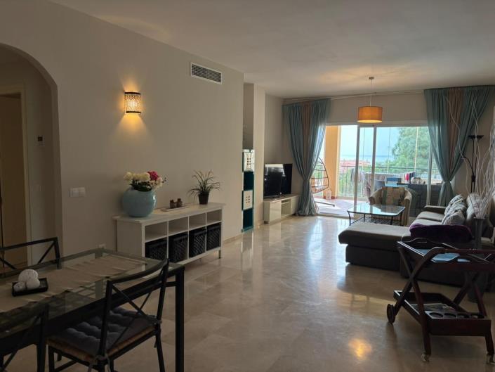 Image No.23-2 Bed Apartment for sale