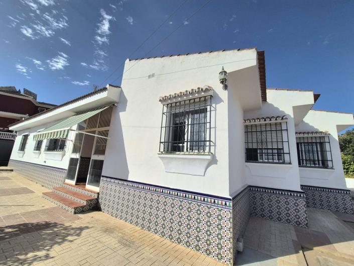 Image No.3-5 Bed Villa / Detached for sale