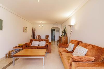 8-e64a9055bba3e77ac8aca3b893cdf826