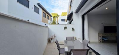 8-e64a9055bba3e77ac8aca3b893cdf826